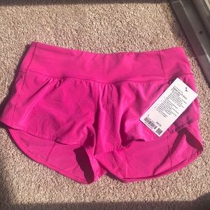 Lulu speed up LR Short 2.5” sonic pink lined